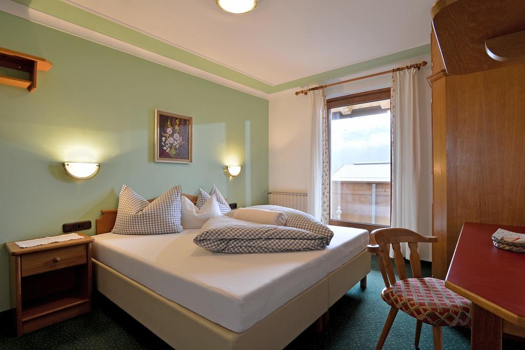 Landhaus Kumbichl Майргофен Номер фото