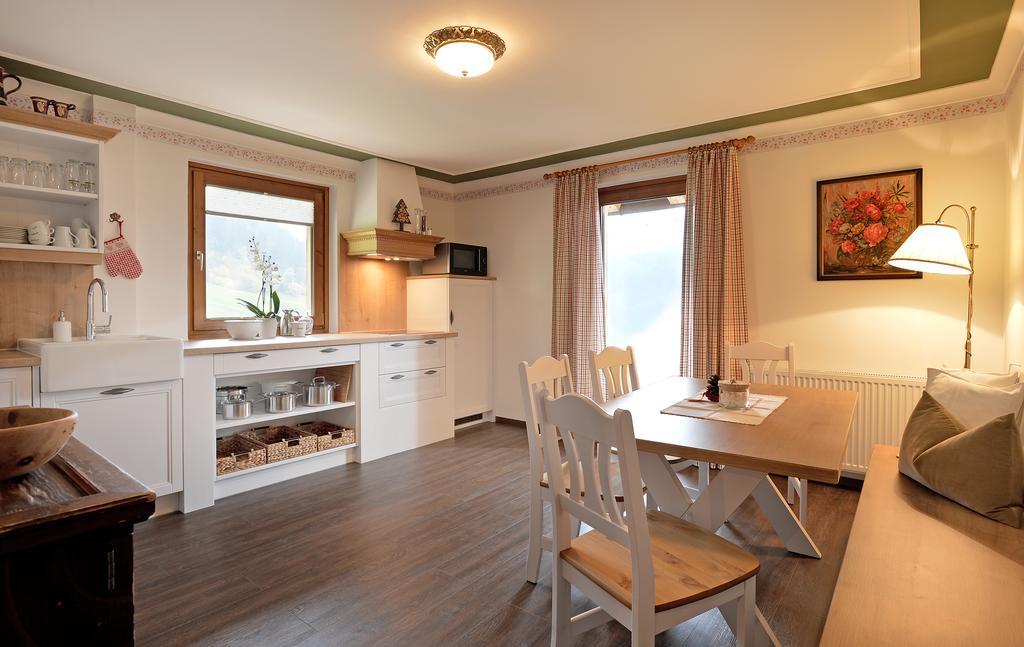 Landhaus Kumbichl Майргофен Номер фото