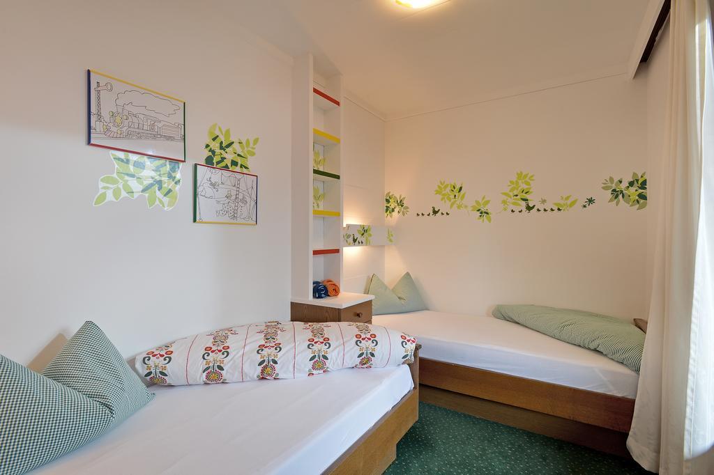 Landhaus Kumbichl Майргофен Номер фото
